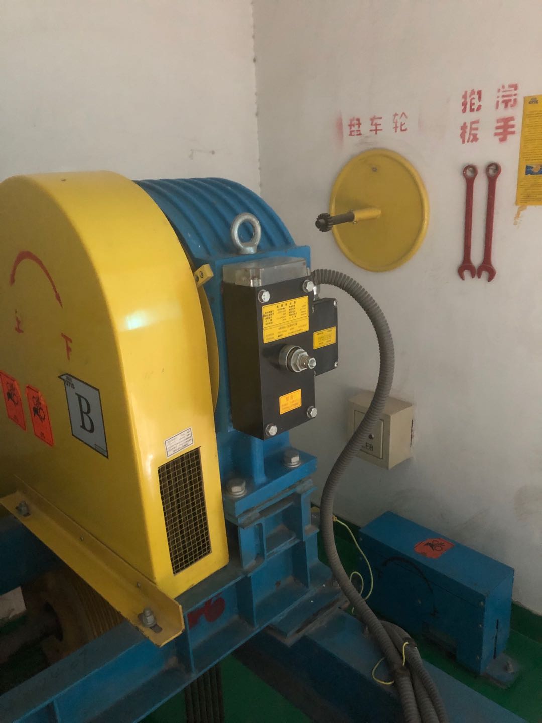 有機(jī)房電梯和無機(jī)房電梯的治理方法一樣嗎？
